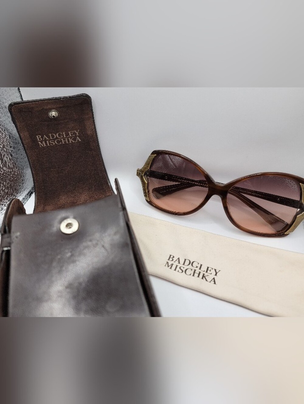Y2K Badgley Mischka Sunglasses Greta  Women’s Oversized Brown Gradient 58-14-135